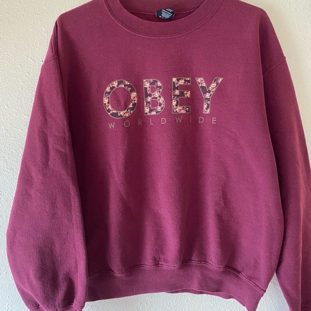 Medium OBEY floral crewneck/ size medium